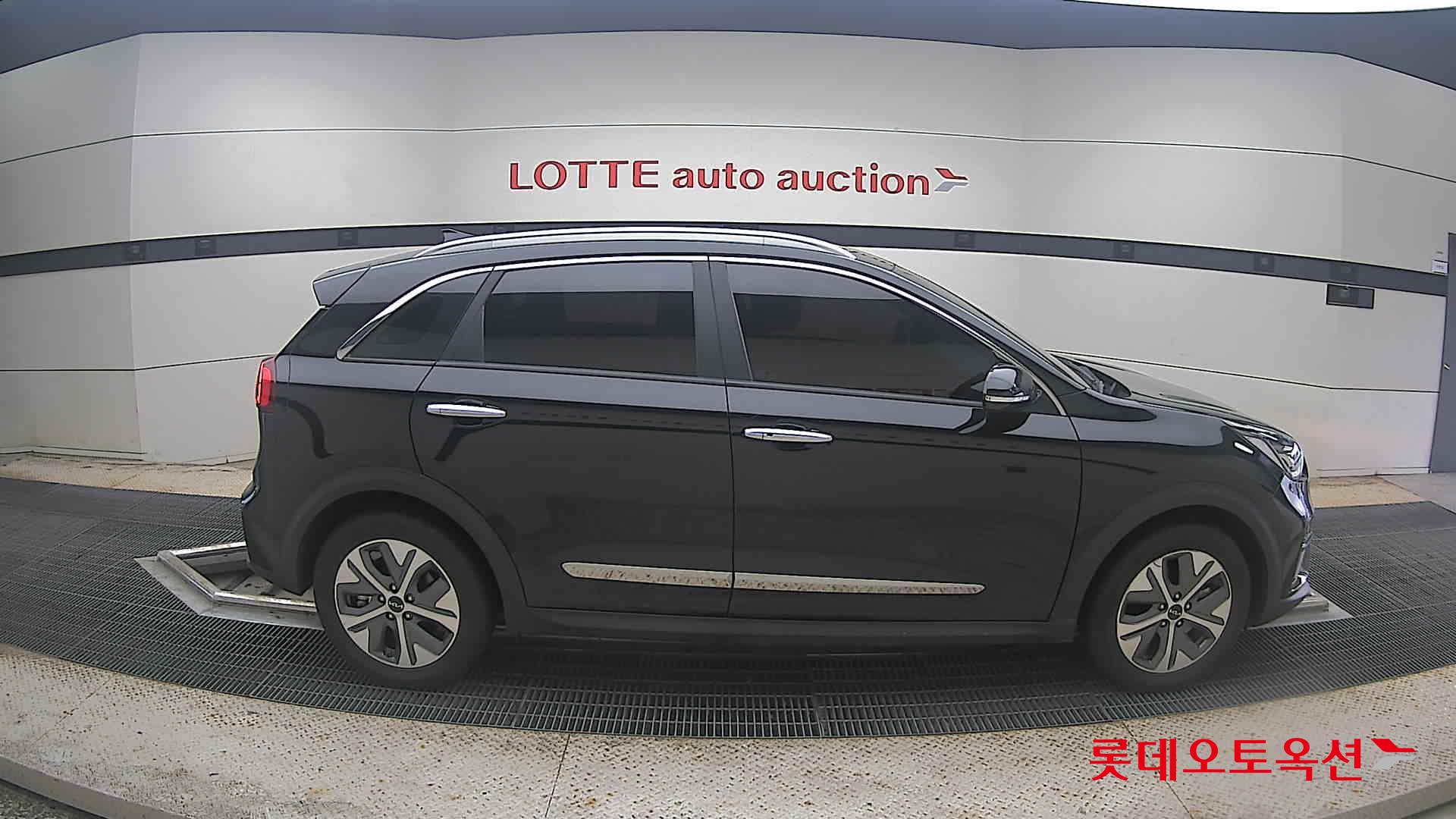 2022 - kia niro