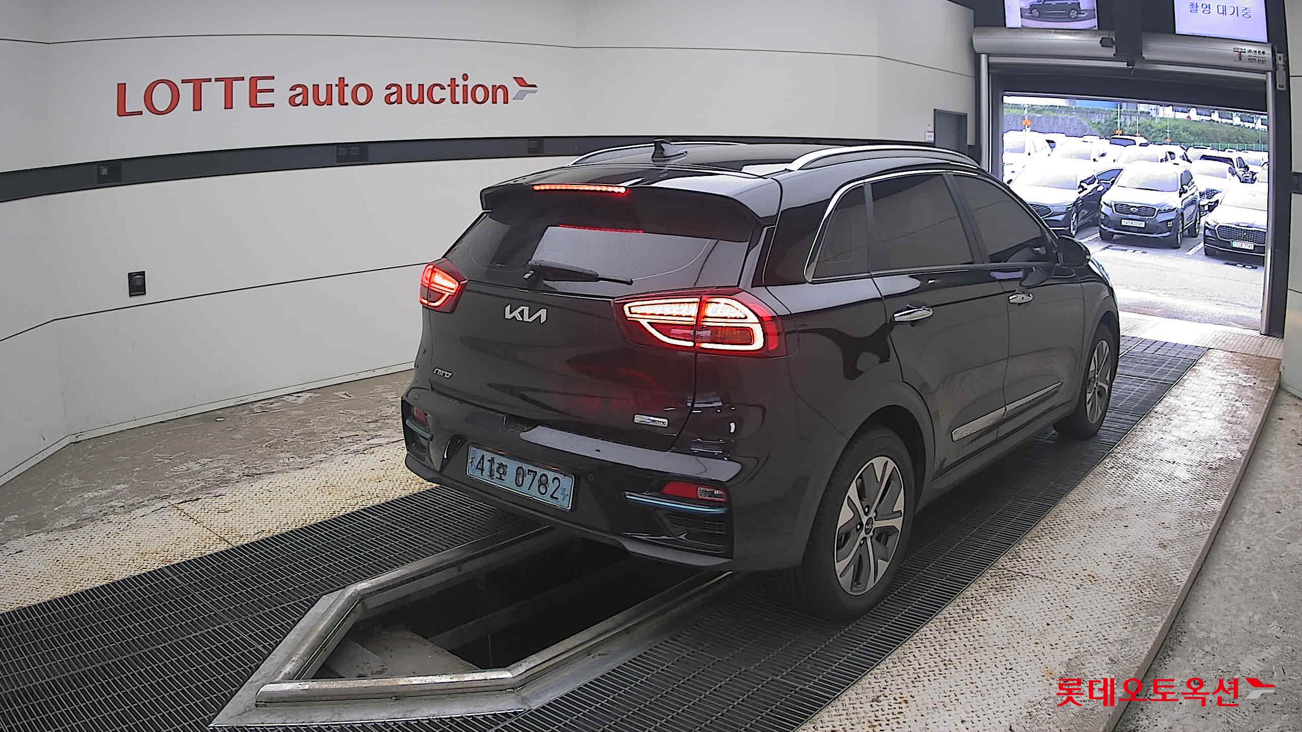2022 - kia niro