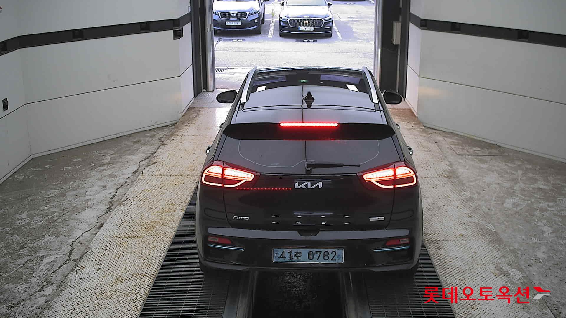 2022 - kia niro