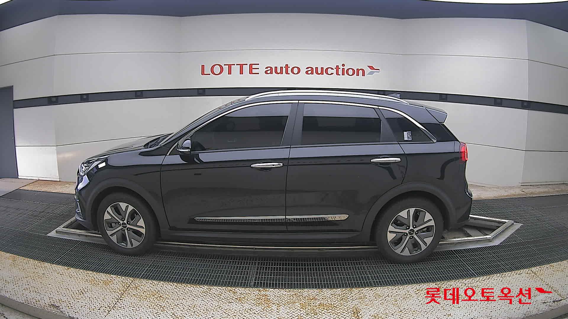 2022 - kia niro