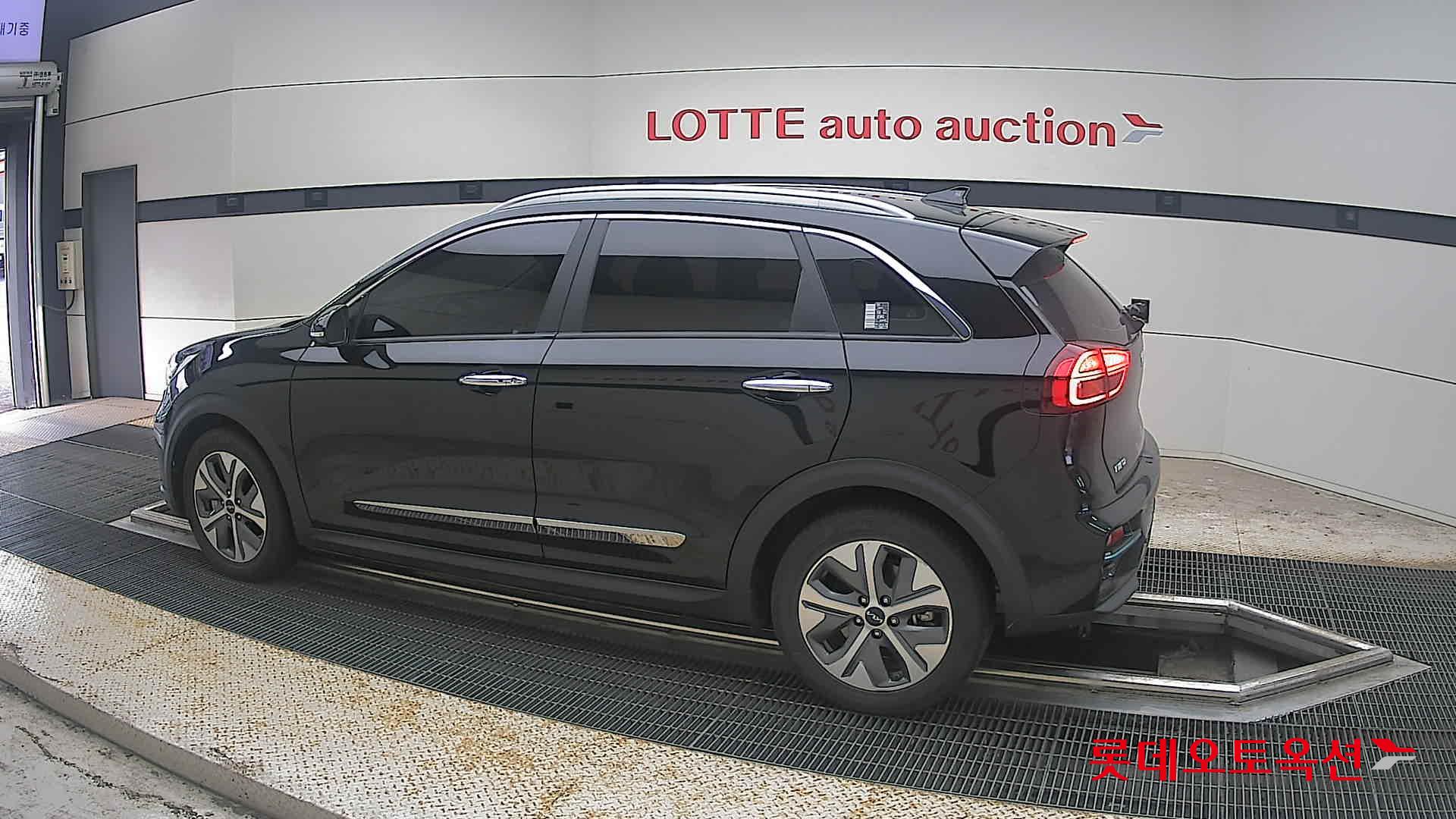 2022 - kia niro