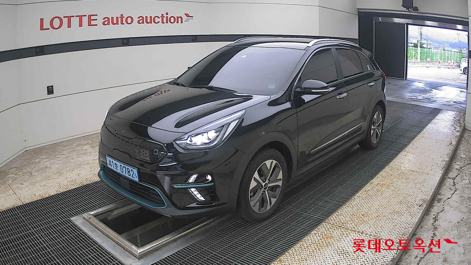 2022 - kia niro