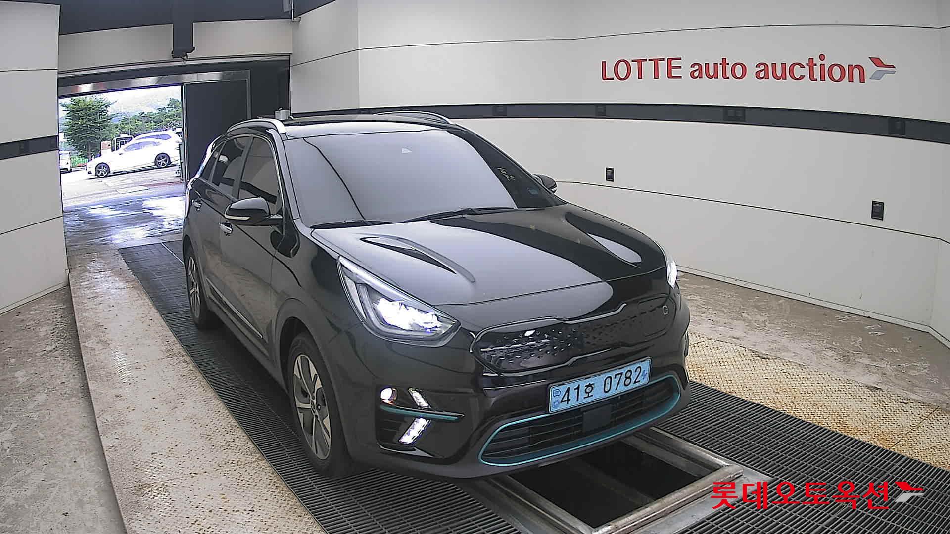 2022 - kia niro