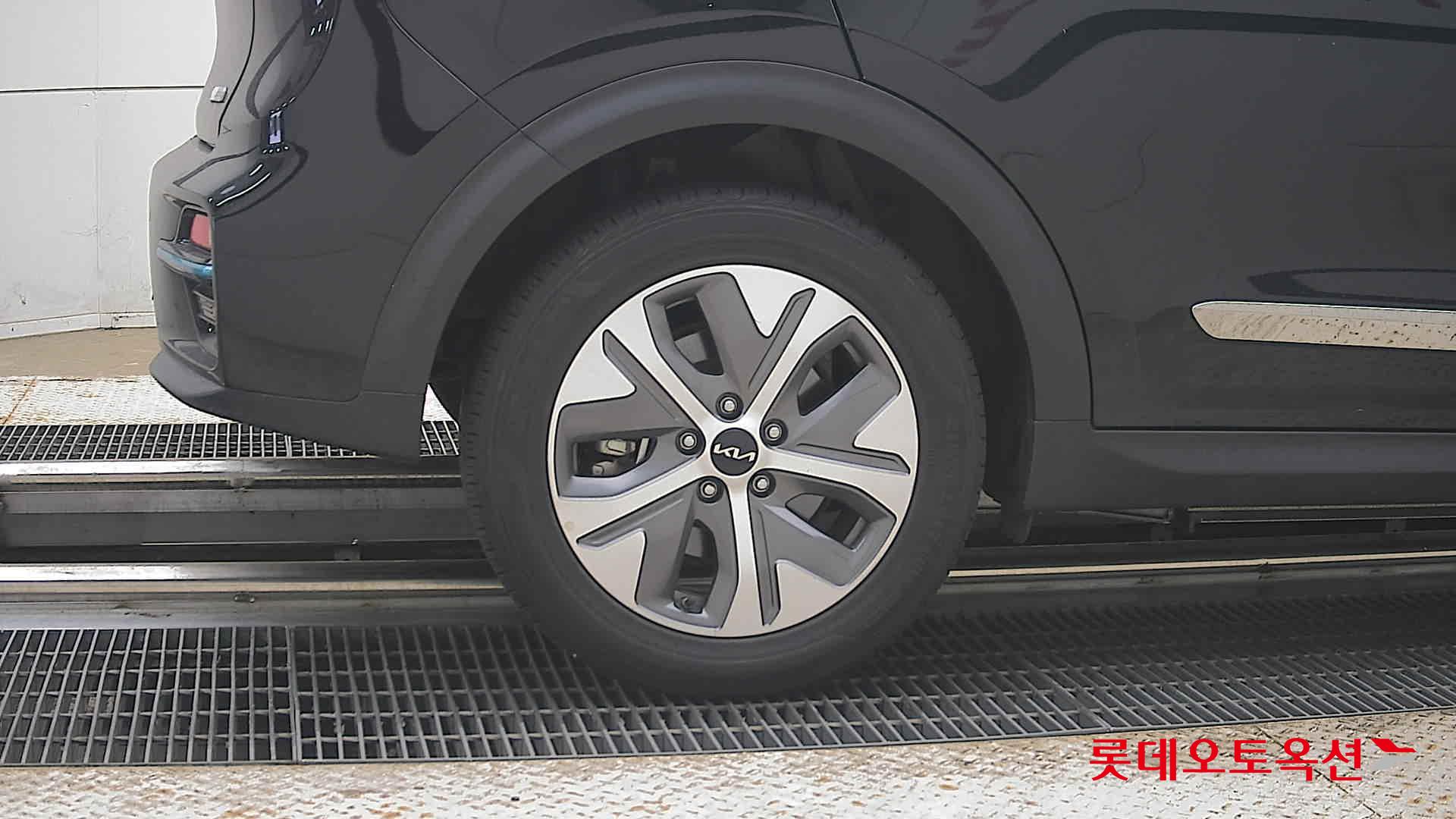 2022 - kia niro