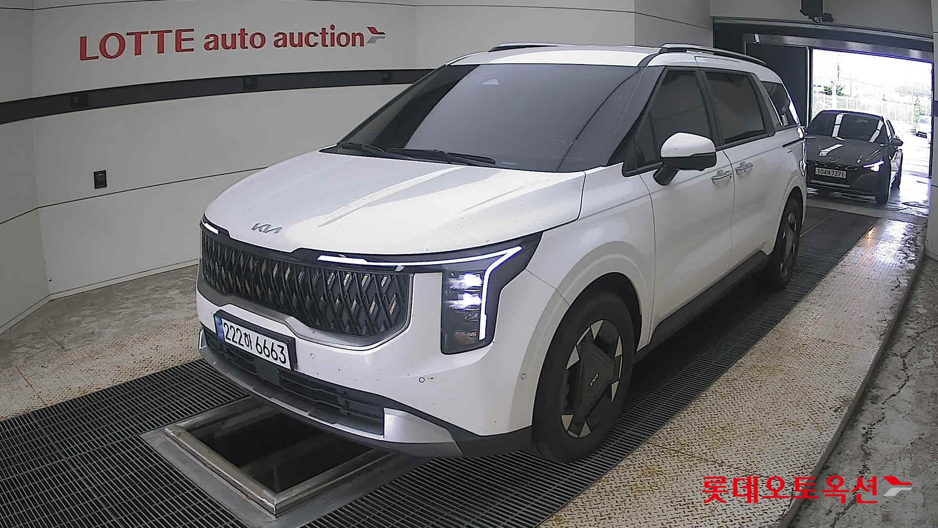 2024 - kia carnival