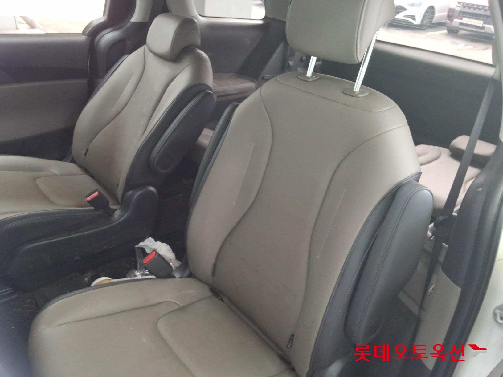 2024 - kia carnival