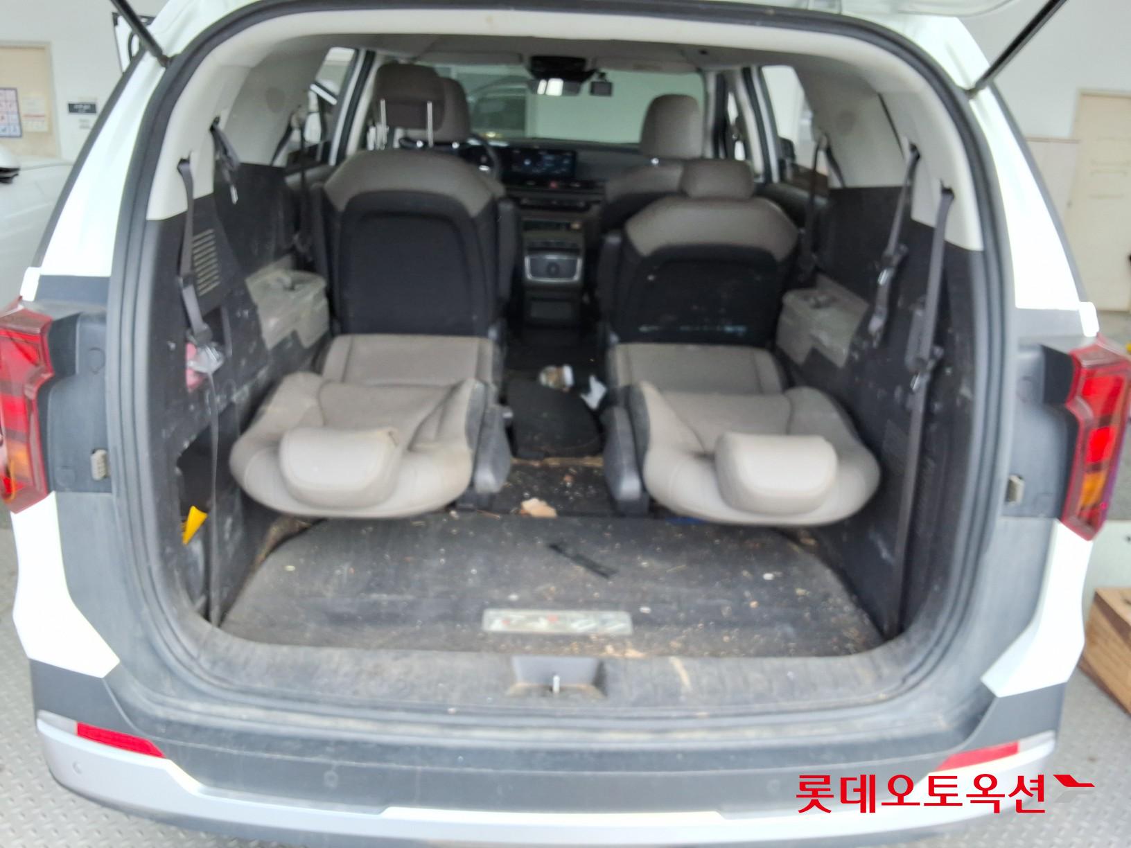 2024 - kia carnival
