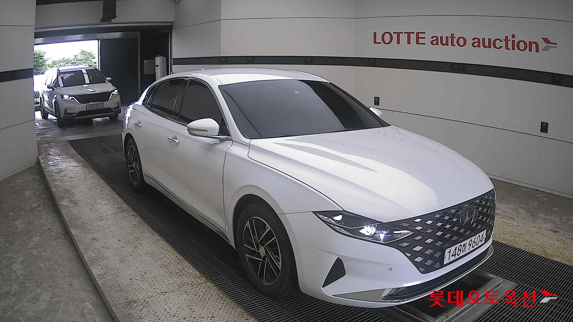 2021 - hyundai grandeur