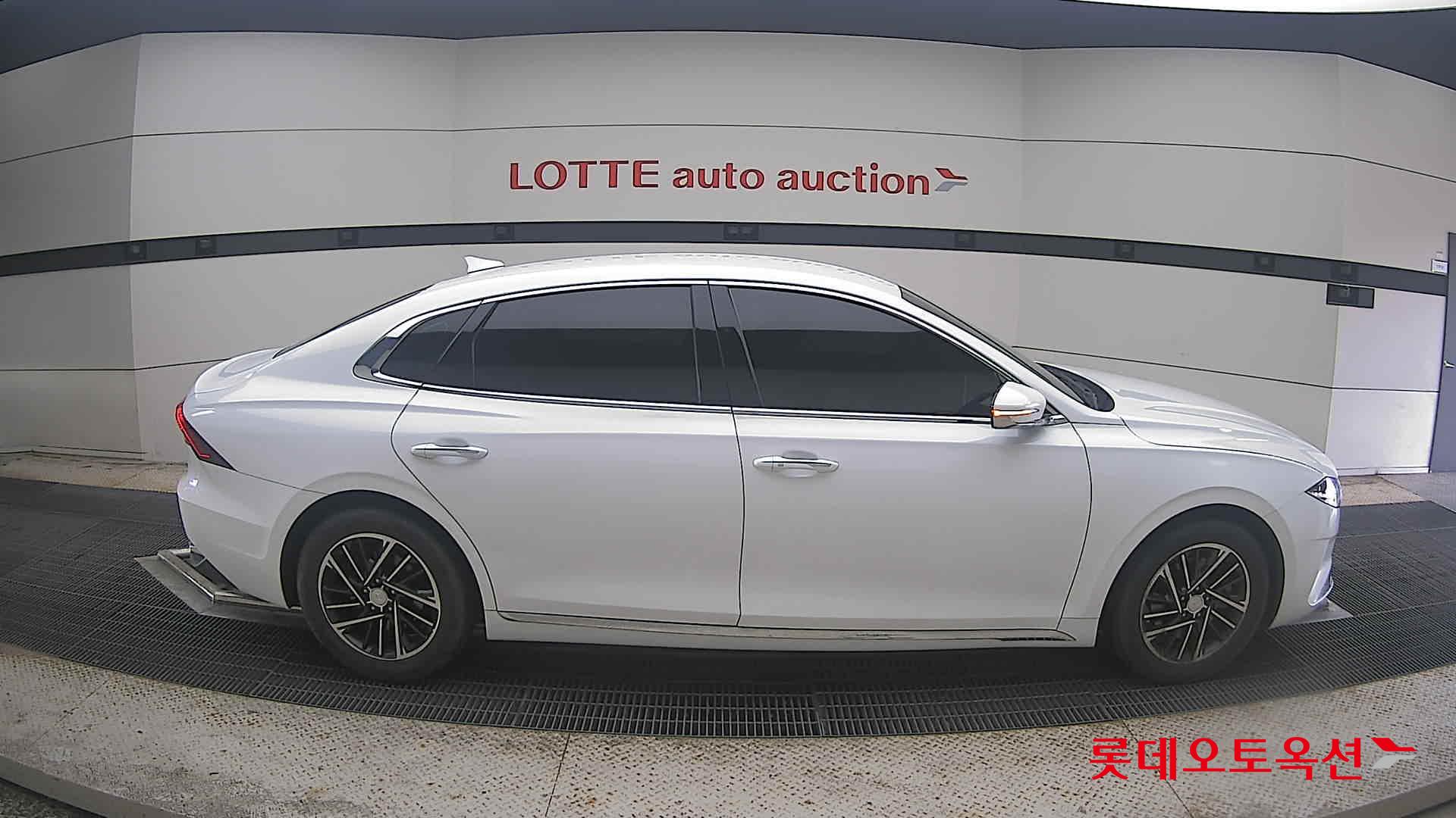 2021 - hyundai grandeur