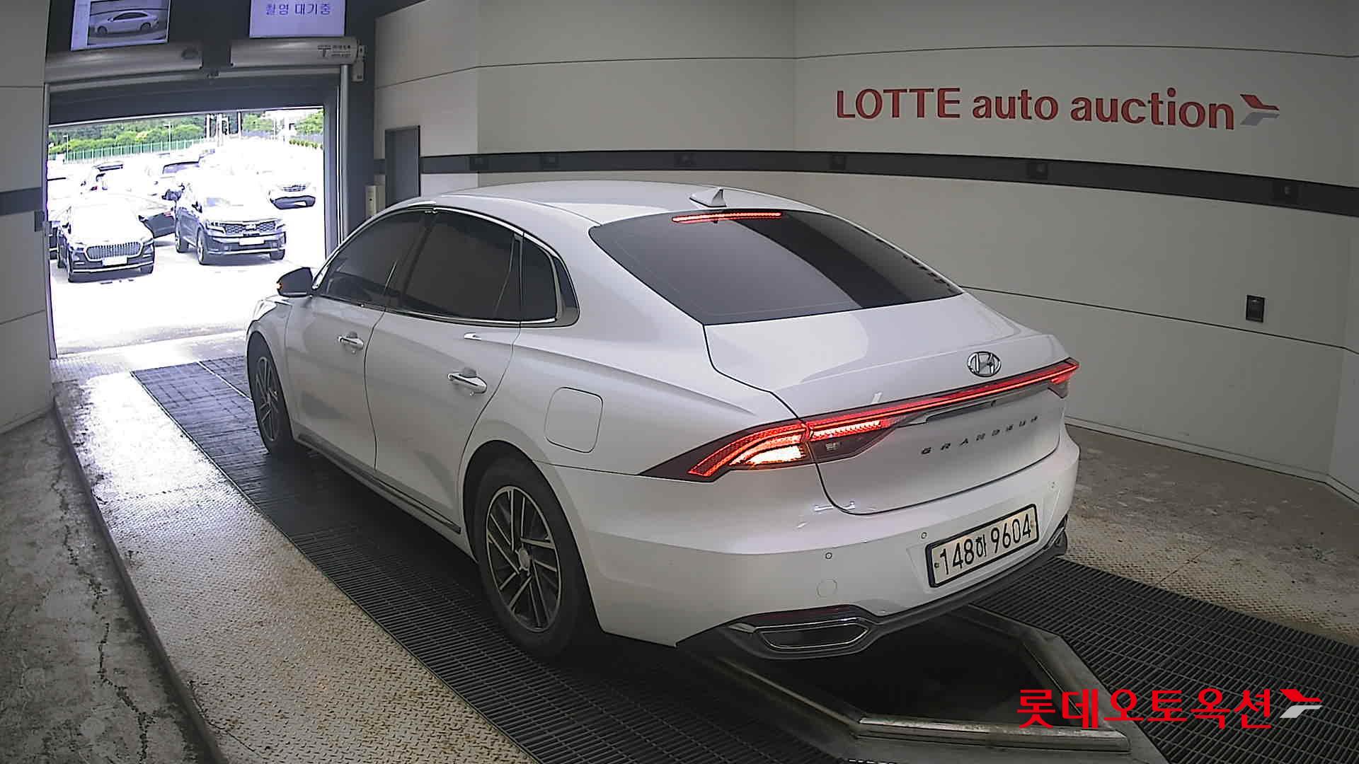 2021 - hyundai grandeur