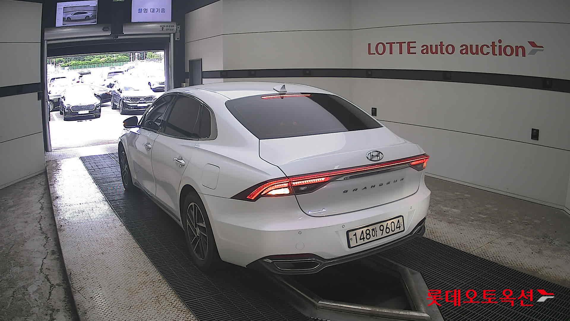 2021 - hyundai grandeur