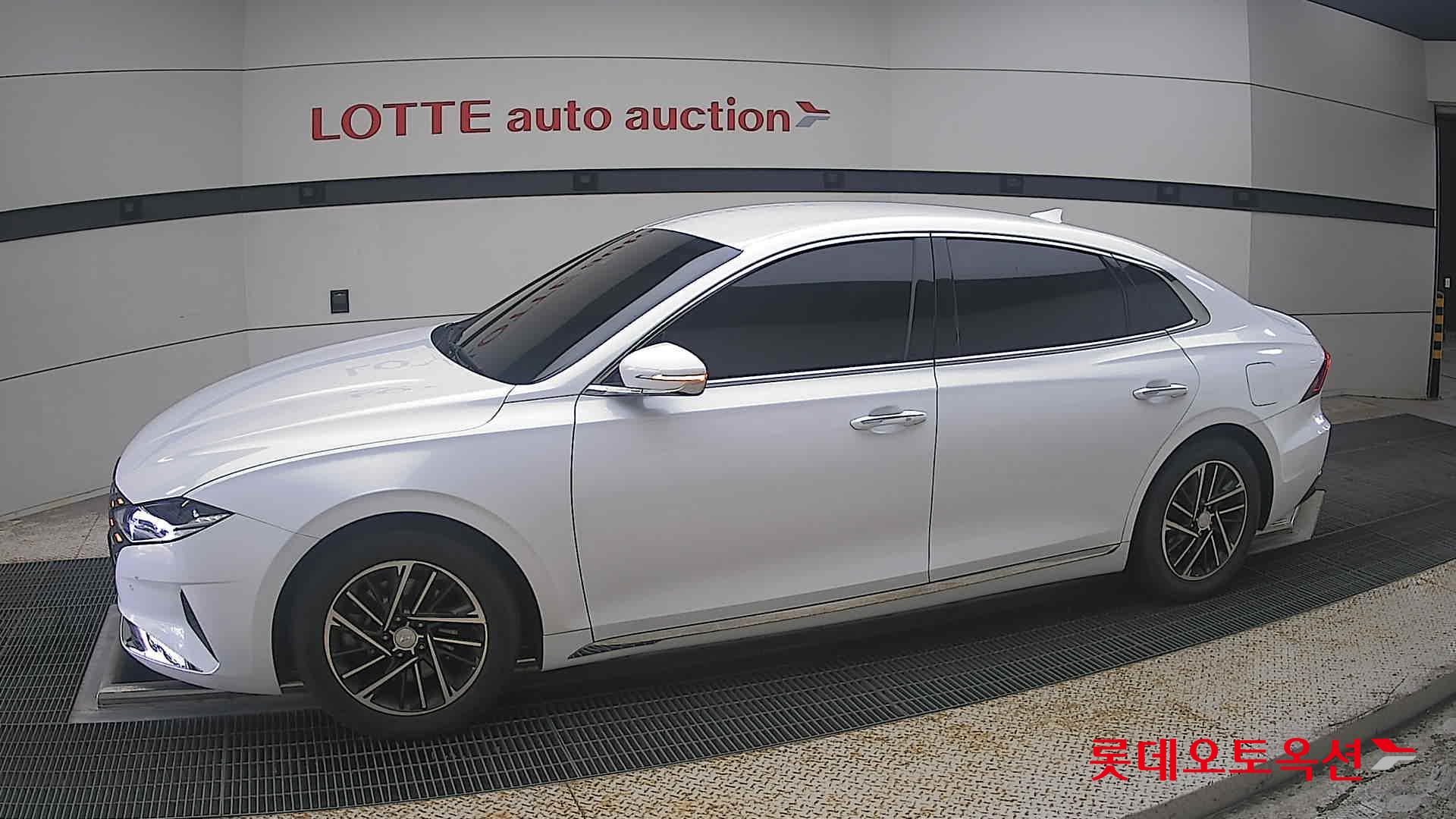 2021 - hyundai grandeur