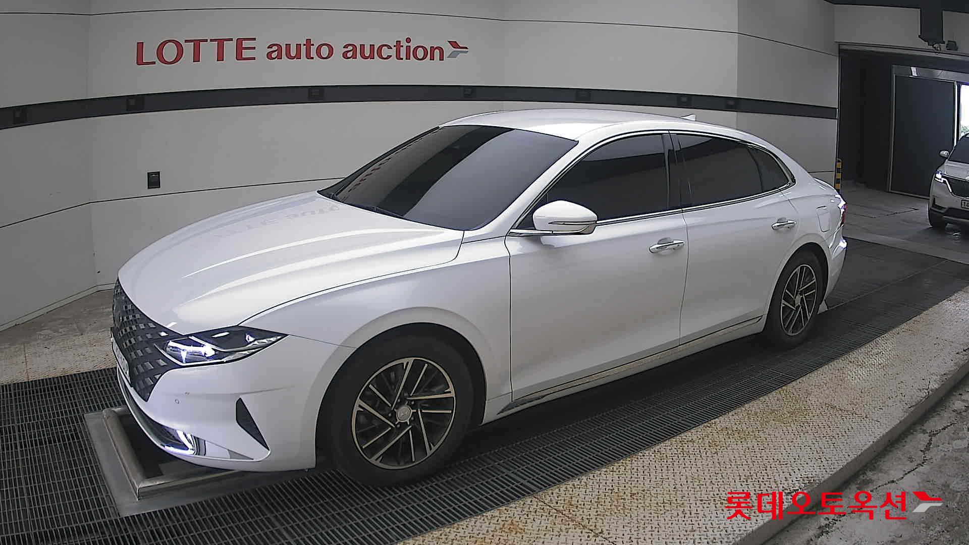 2021 - hyundai grandeur