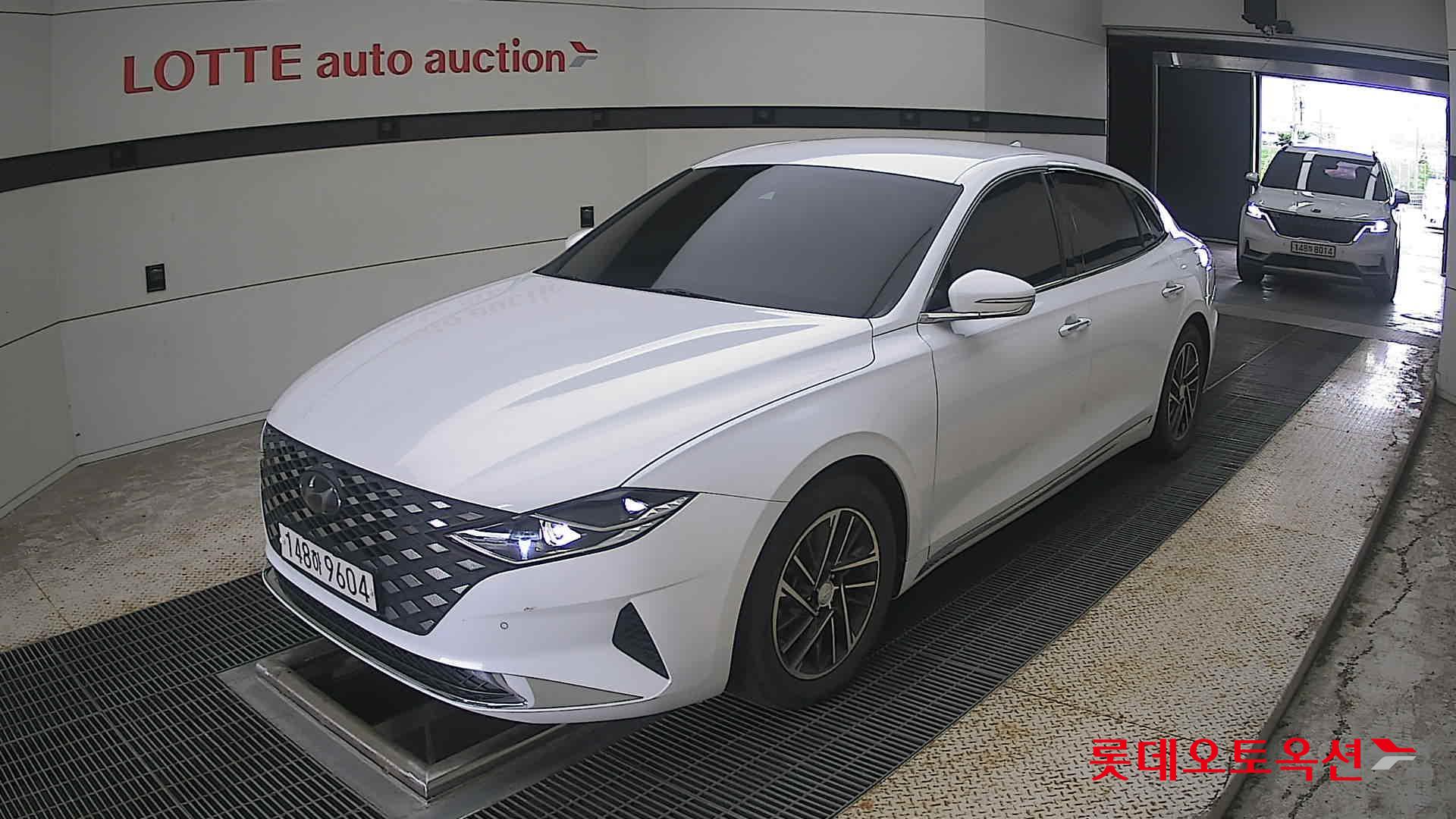 2021 - hyundai grandeur