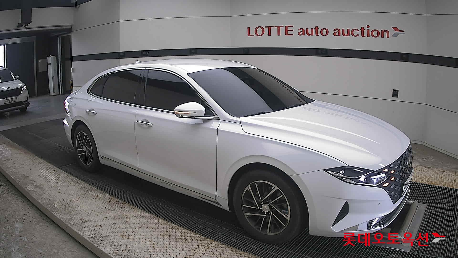 2021 - hyundai grandeur