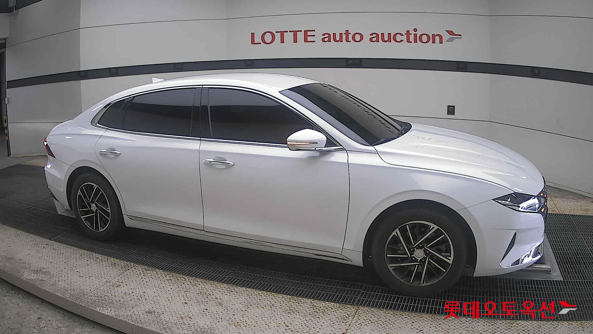 2021 - hyundai grandeur