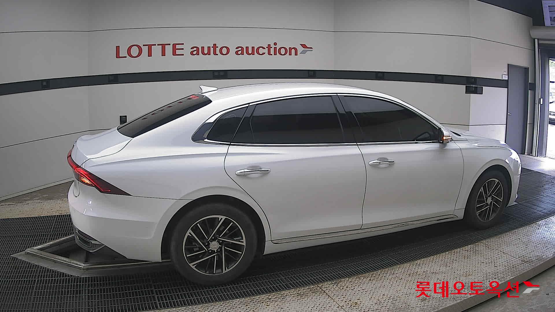 2021 - hyundai grandeur