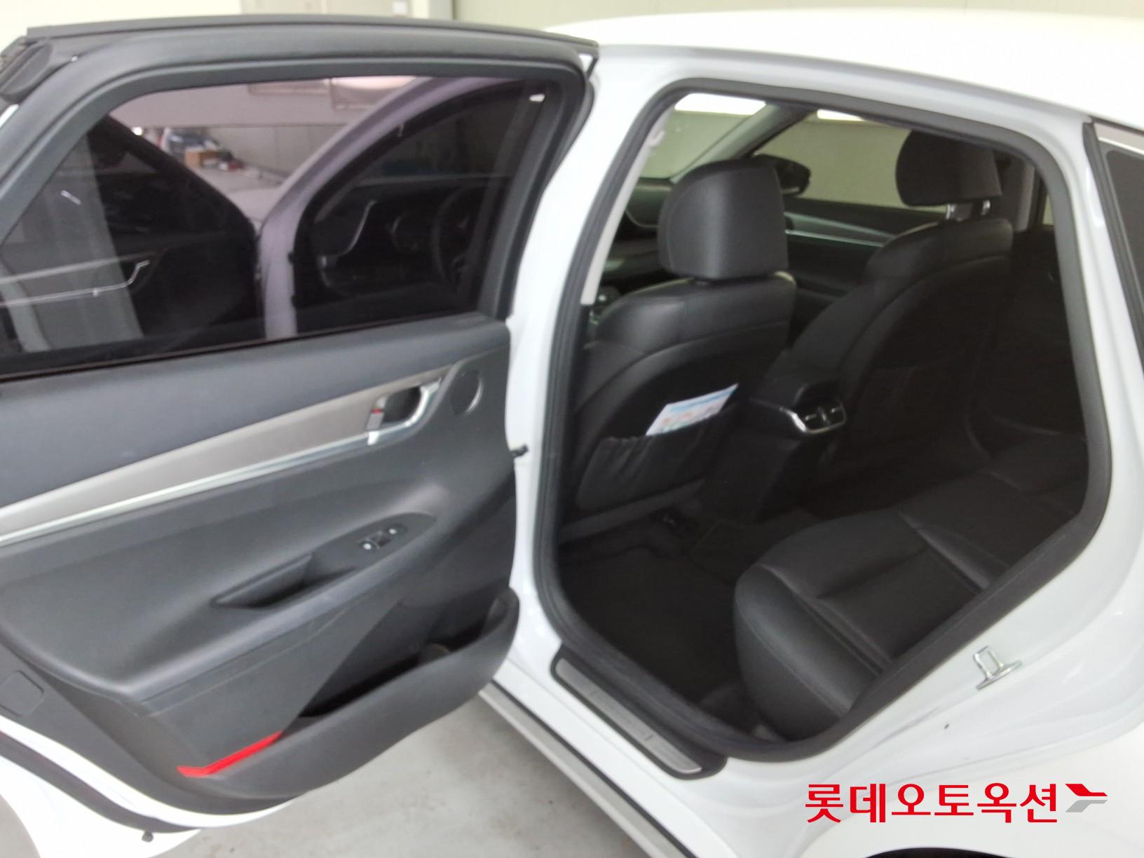 2021 - hyundai grandeur