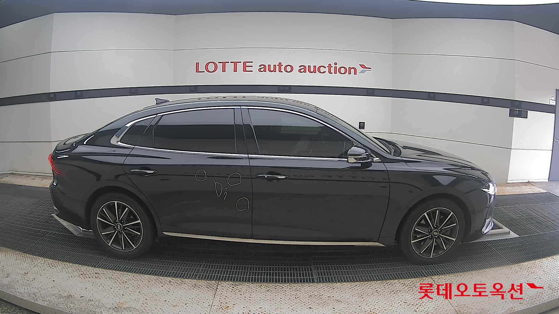 2020 - hyundai grandeur
