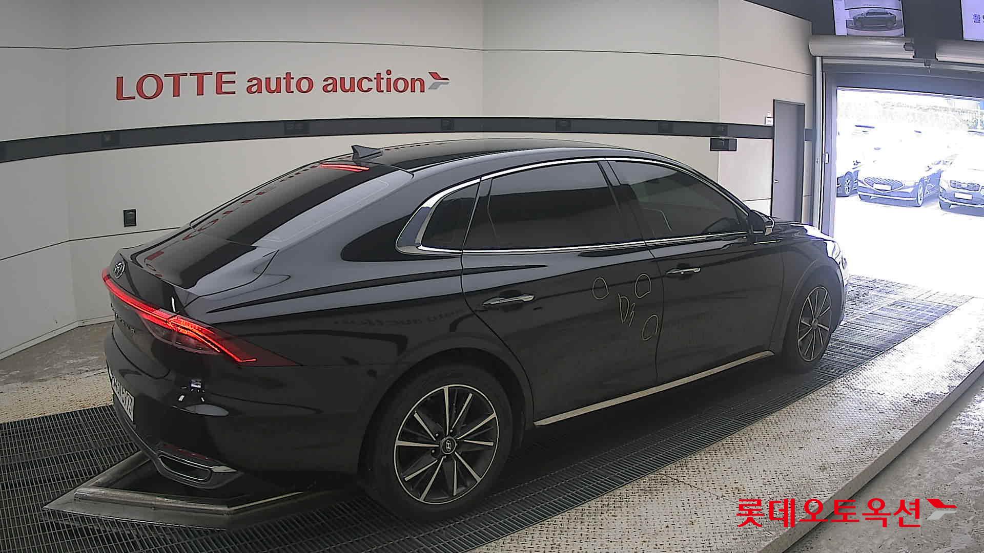 2020 - hyundai grandeur