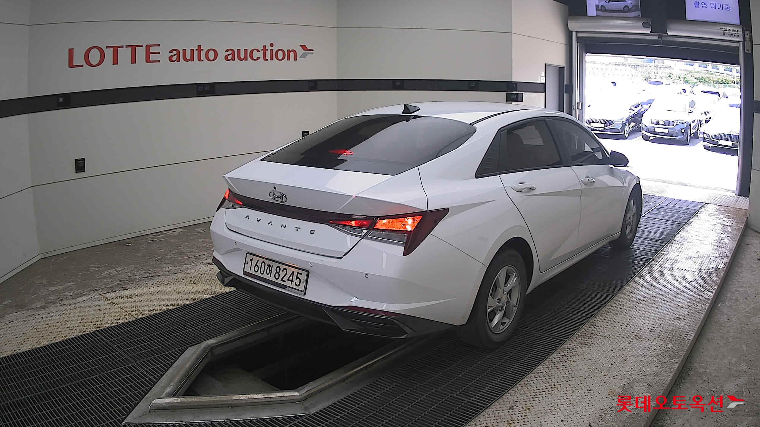 2021 - hyundai avante