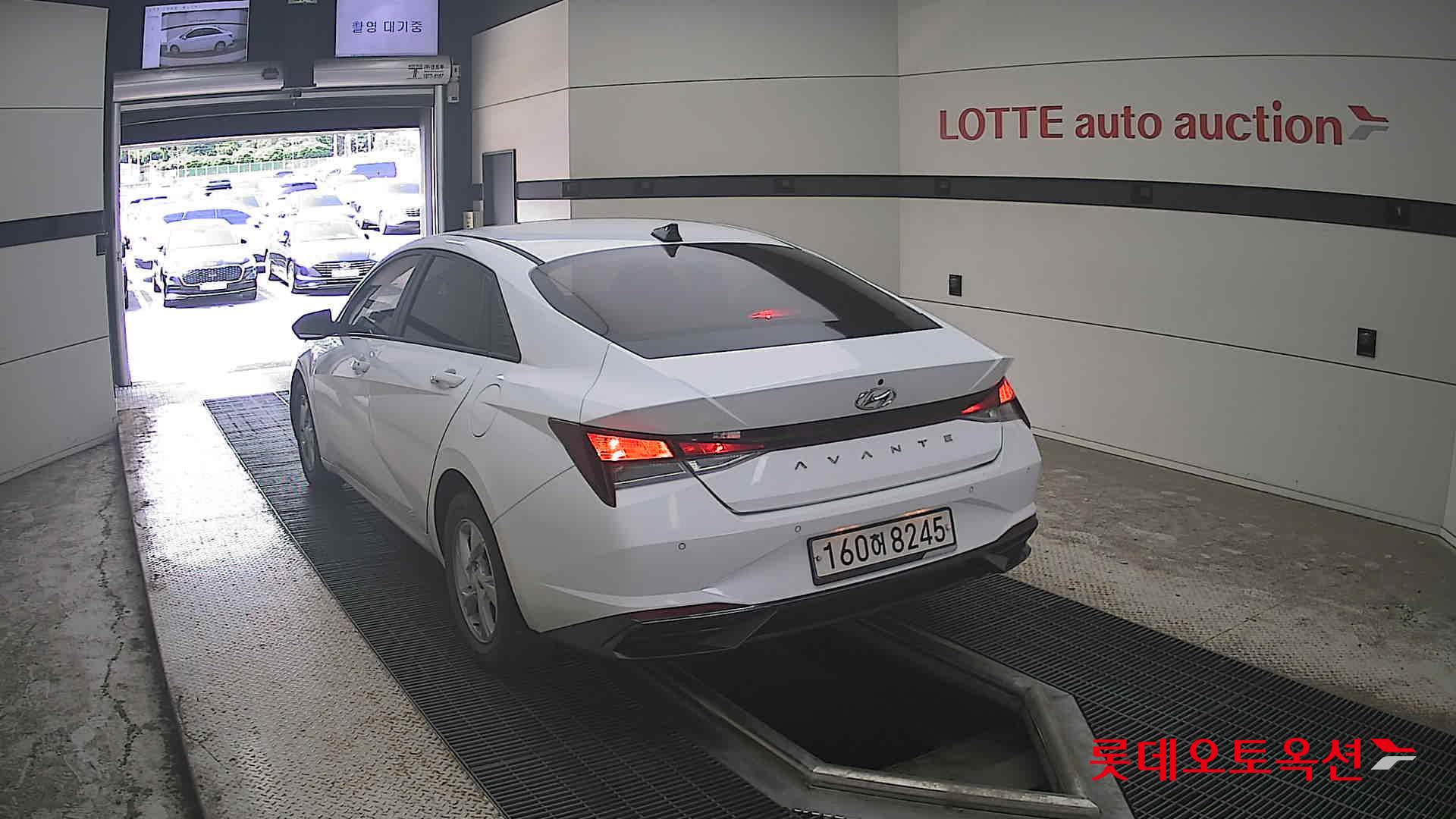 2021 - hyundai avante