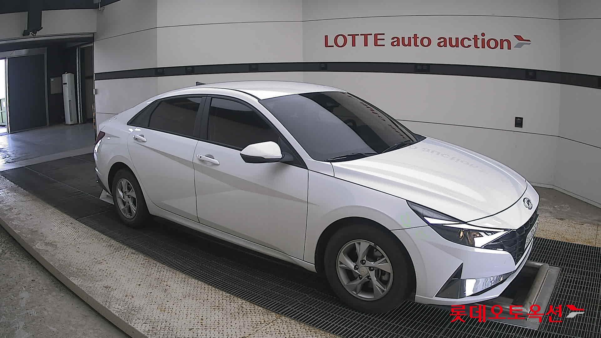 2021 - hyundai avante