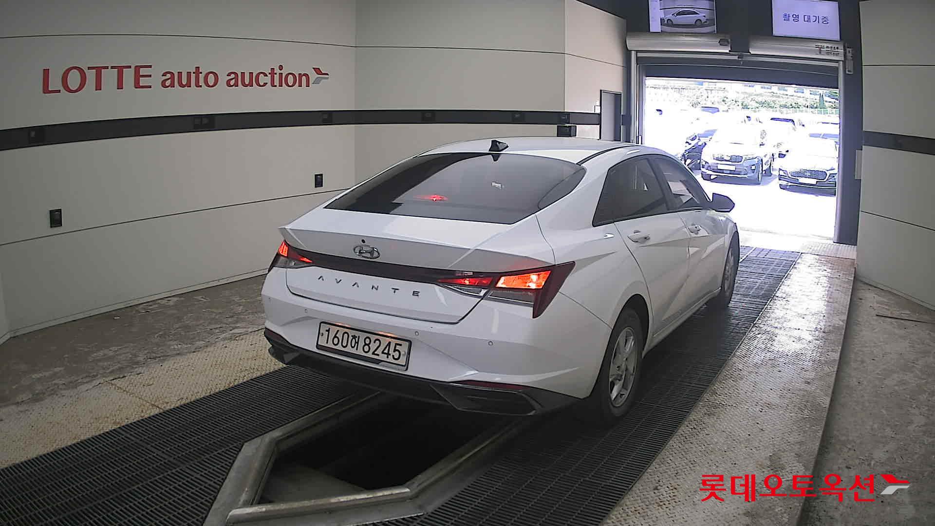 2021 - hyundai avante