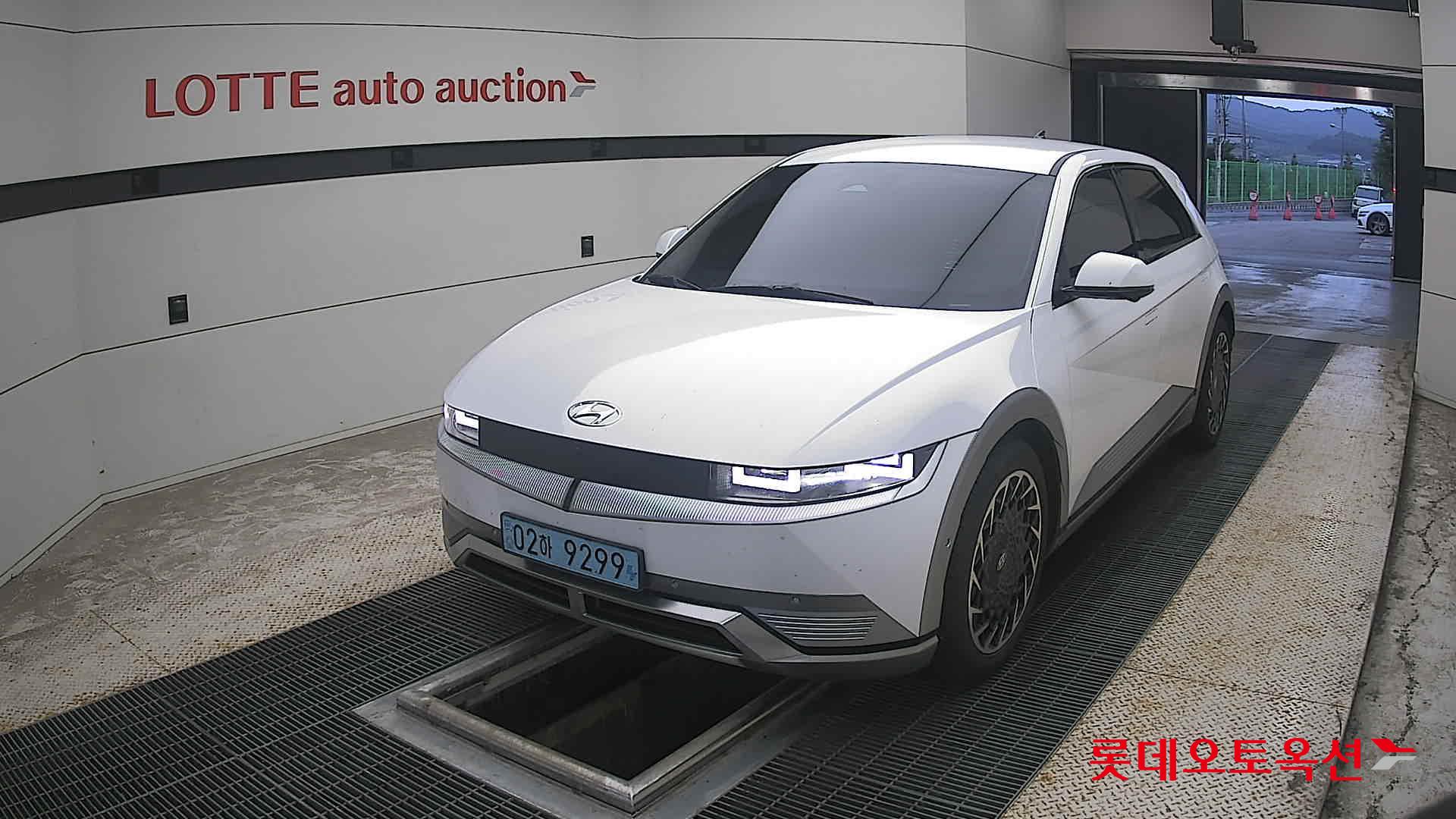 2022 - hyundai ioniq
