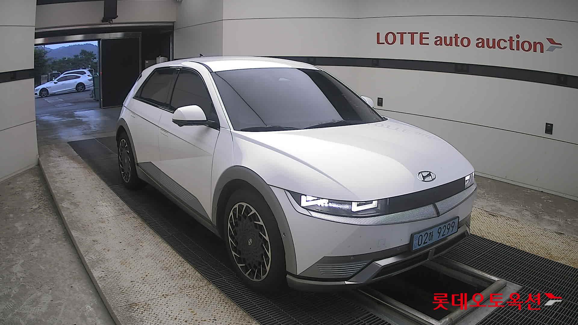 2022 - hyundai ioniq