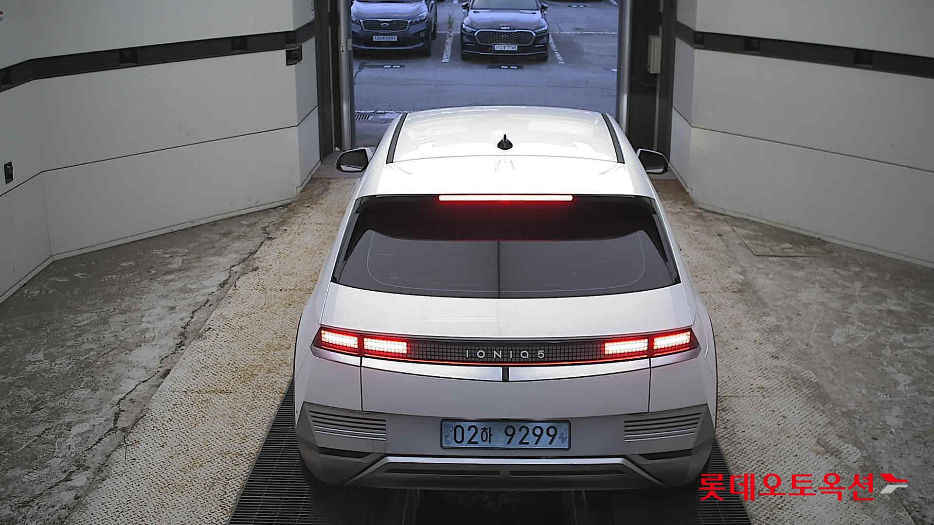 2022 - hyundai ioniq
