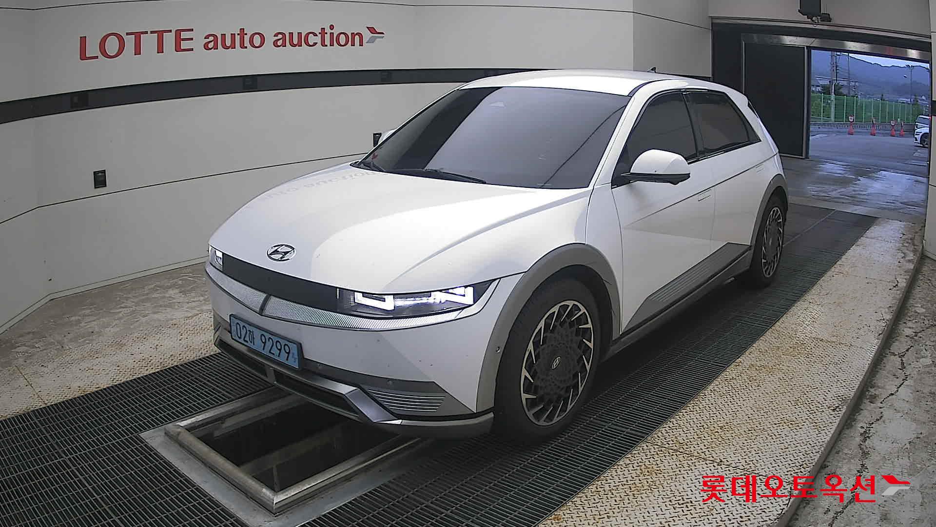 2022 - hyundai ioniq