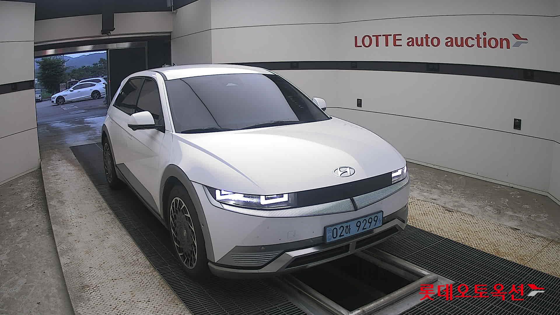 2022 - hyundai ioniq