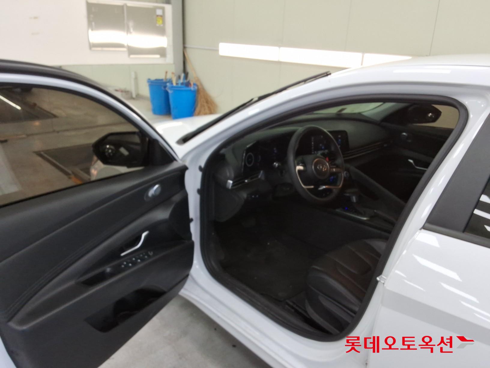2023 - hyundai avante