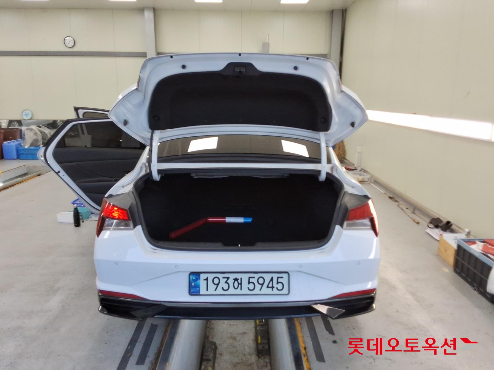 2023 - hyundai avante