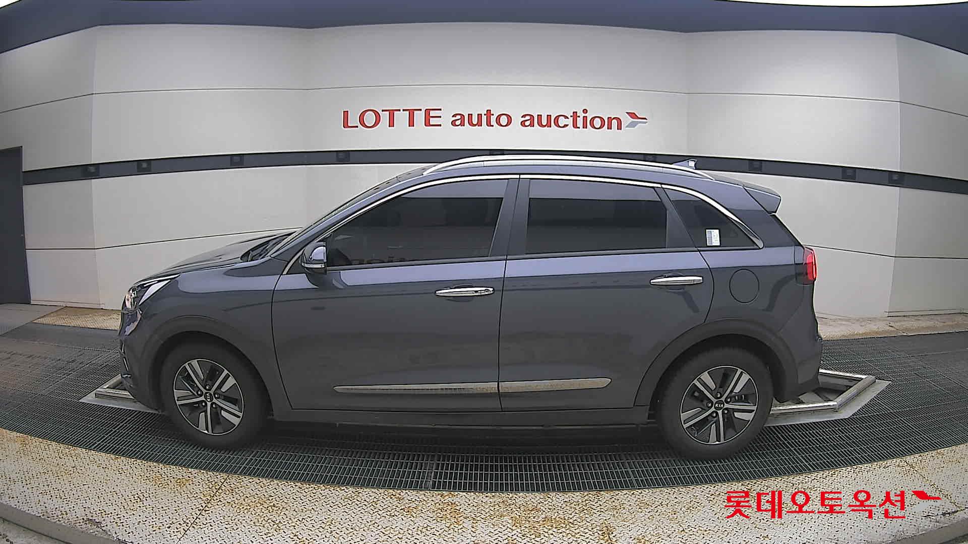 2020 - kia niro