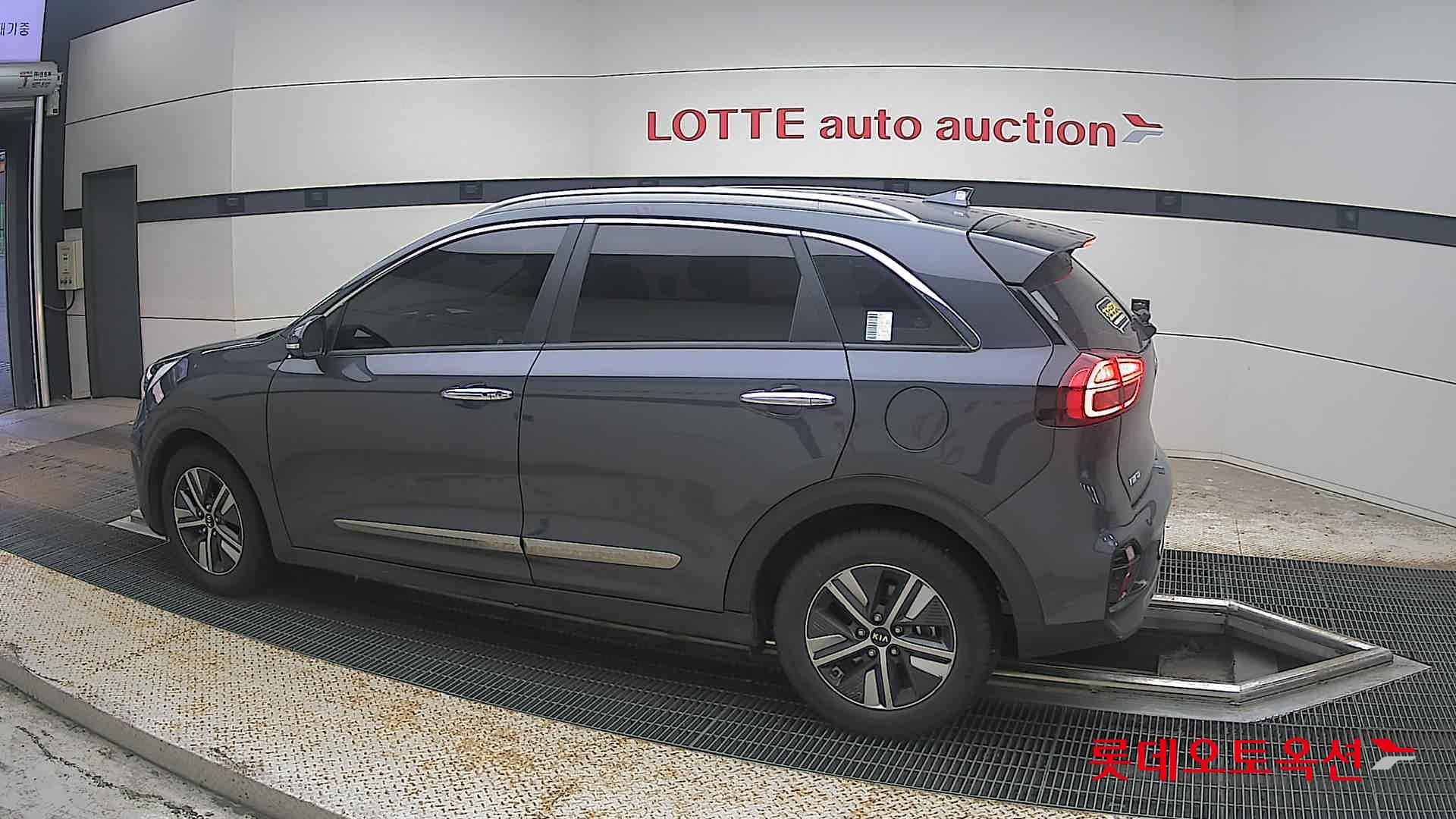 2020 - kia niro