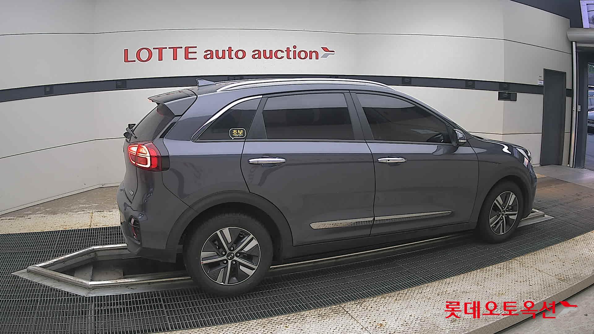 2020 - kia niro