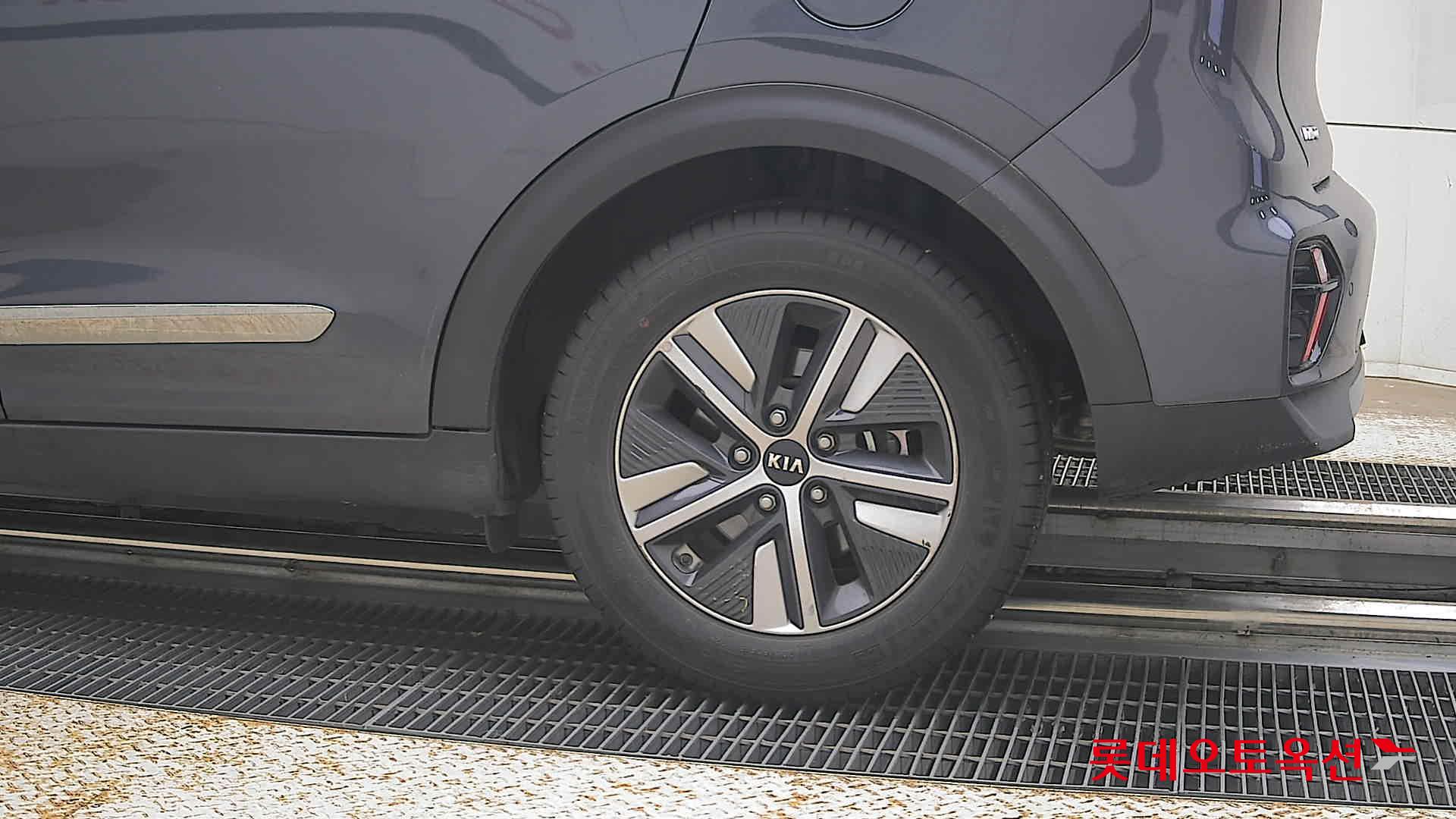 2020 - kia niro