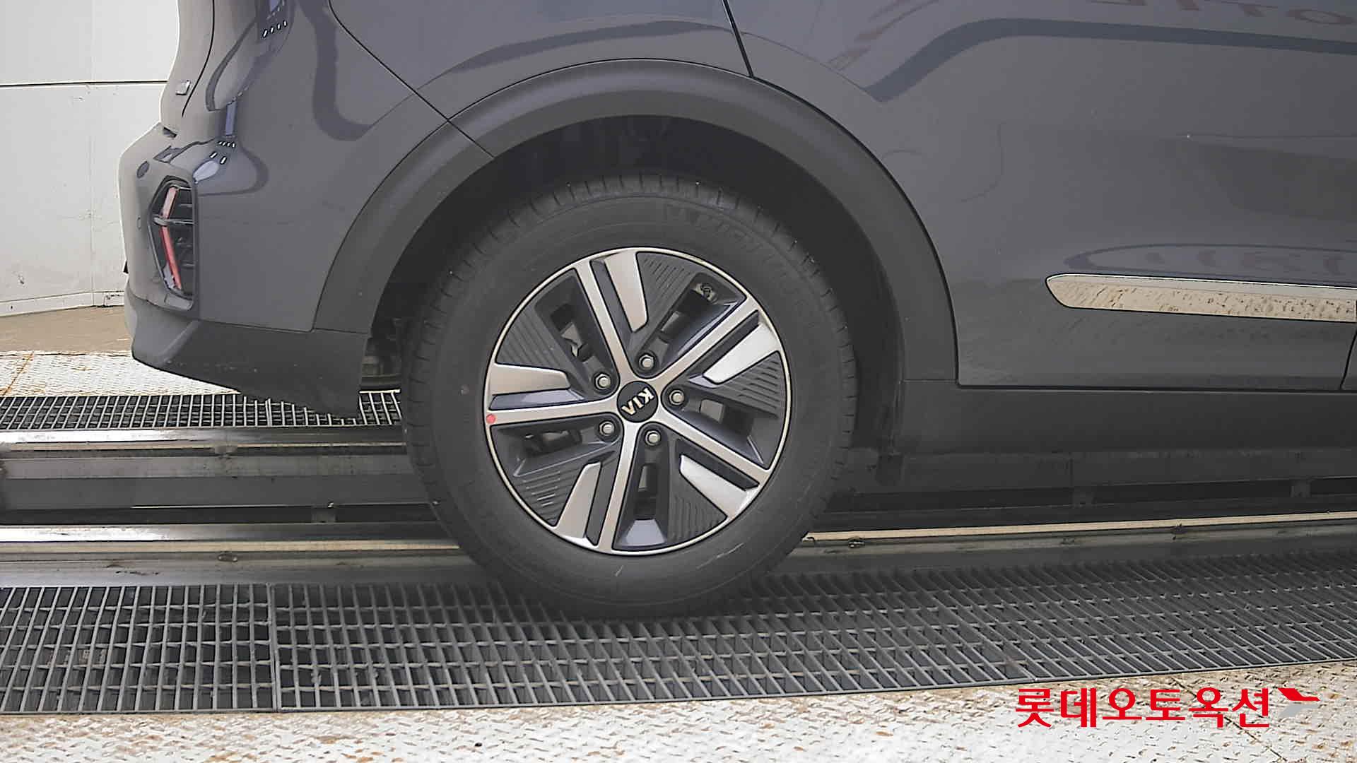 2020 - kia niro