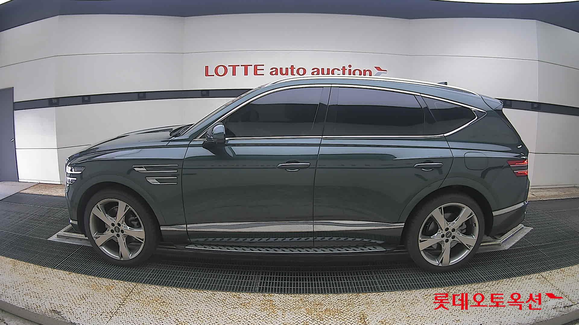 2021 - genesis gv80