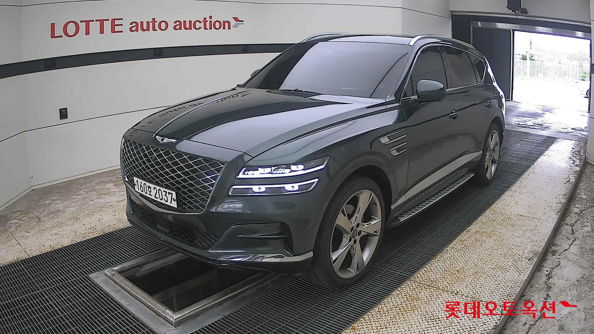 2021 - genesis gv80