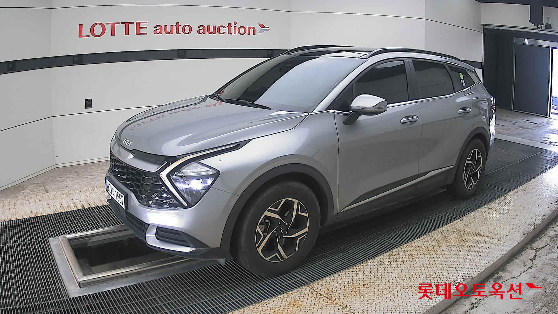 2023 - kia sportage