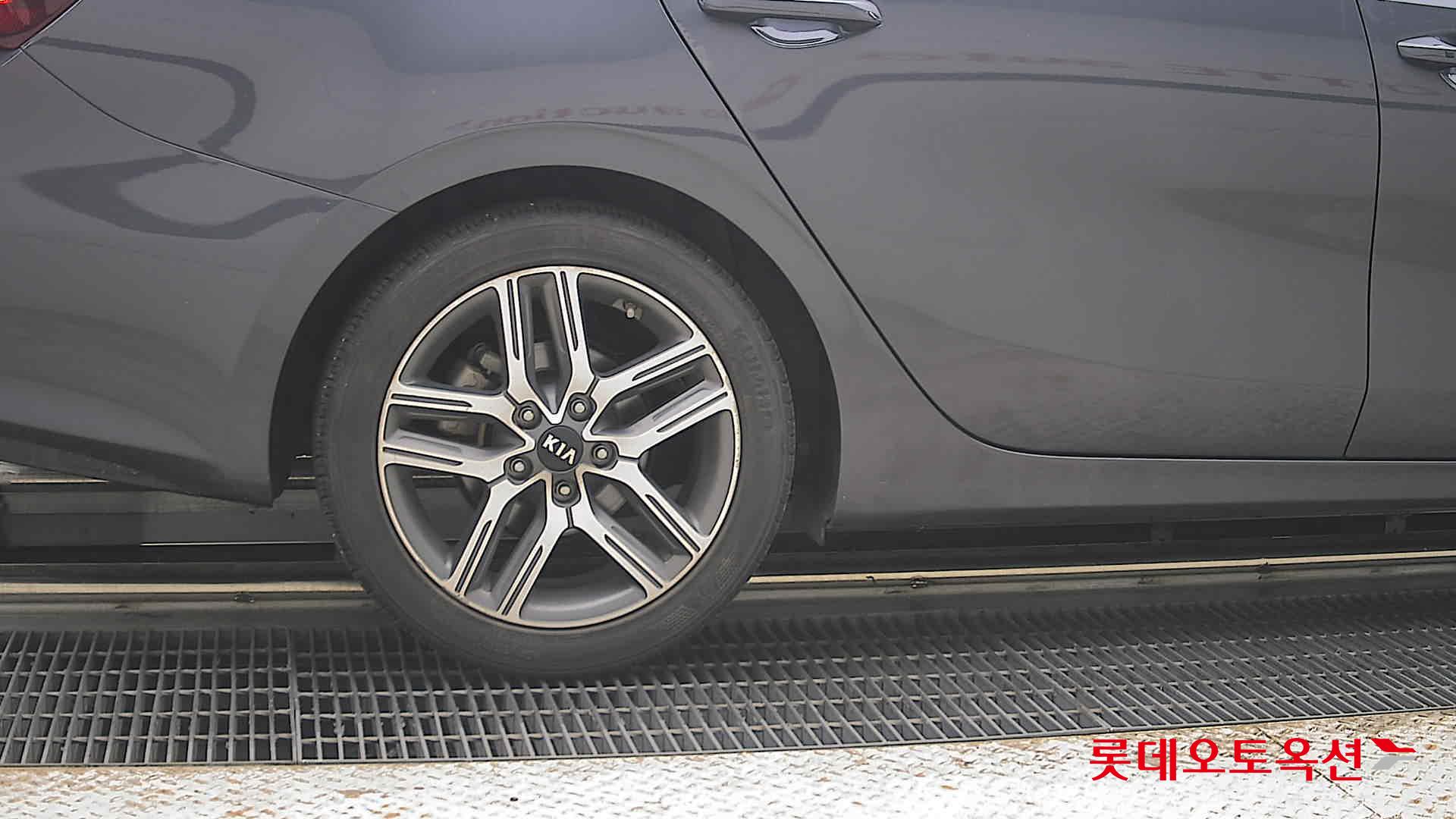 2021 - kia k3