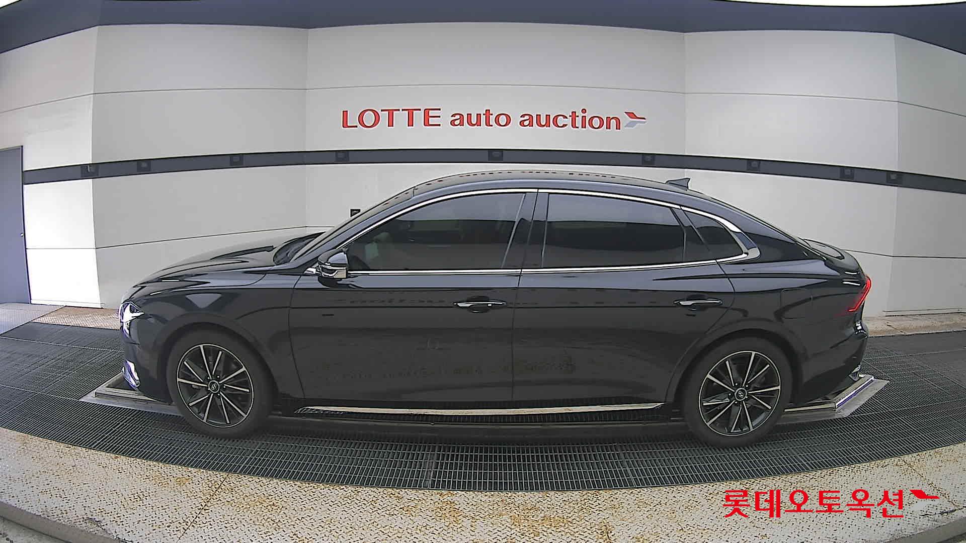 2022 - hyundai grandeur