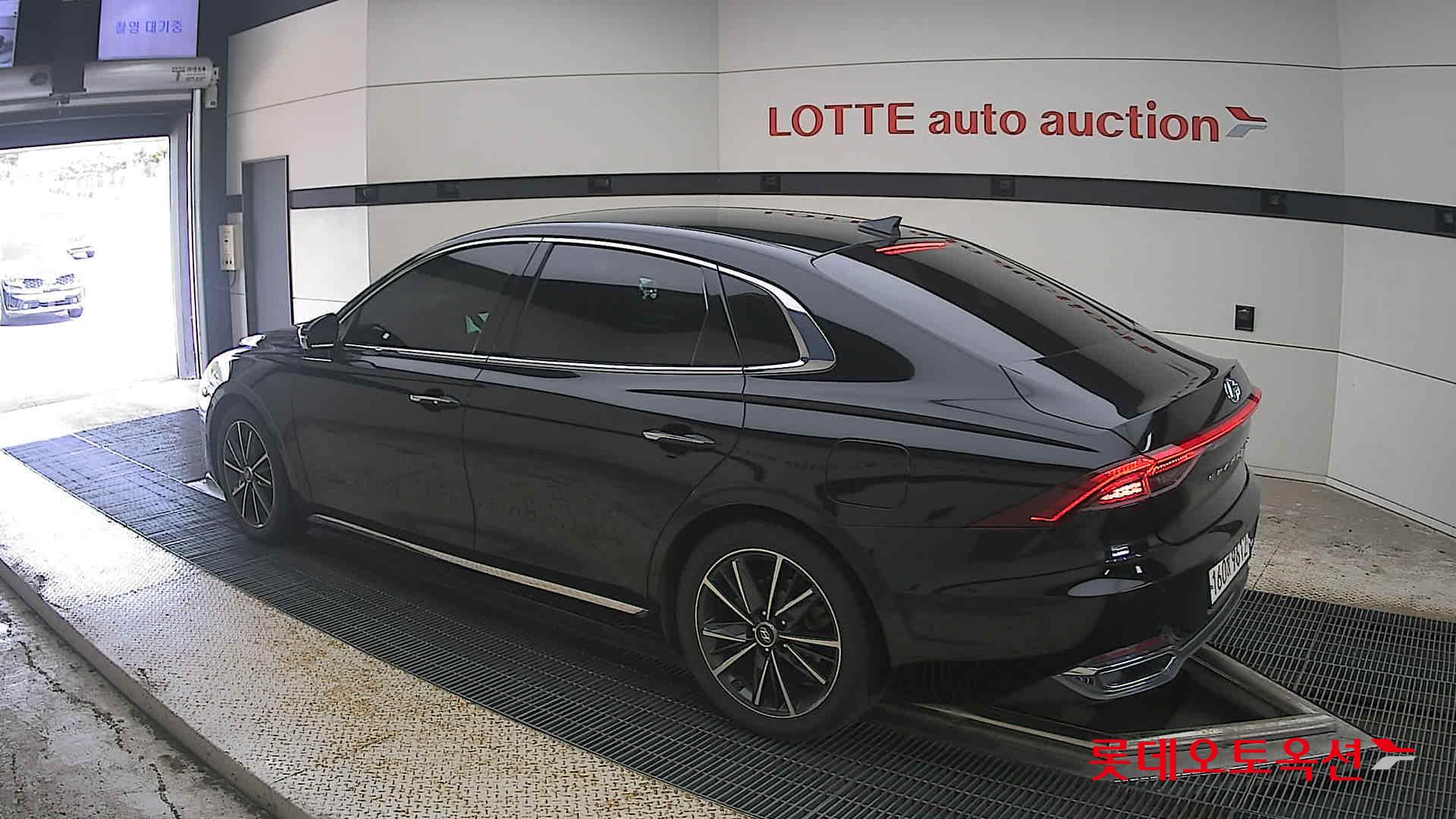 2022 - hyundai grandeur