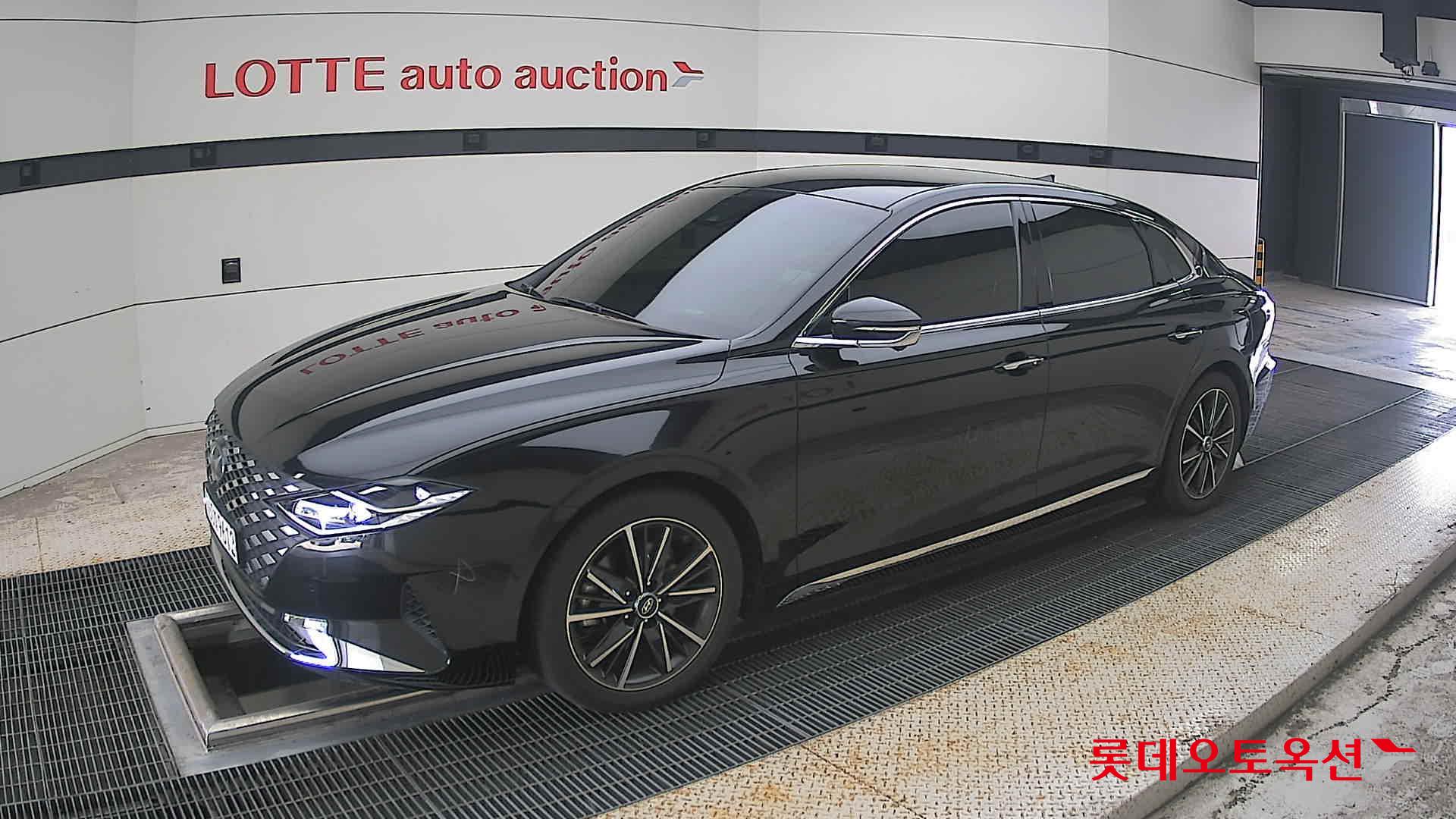 2022 - hyundai grandeur
