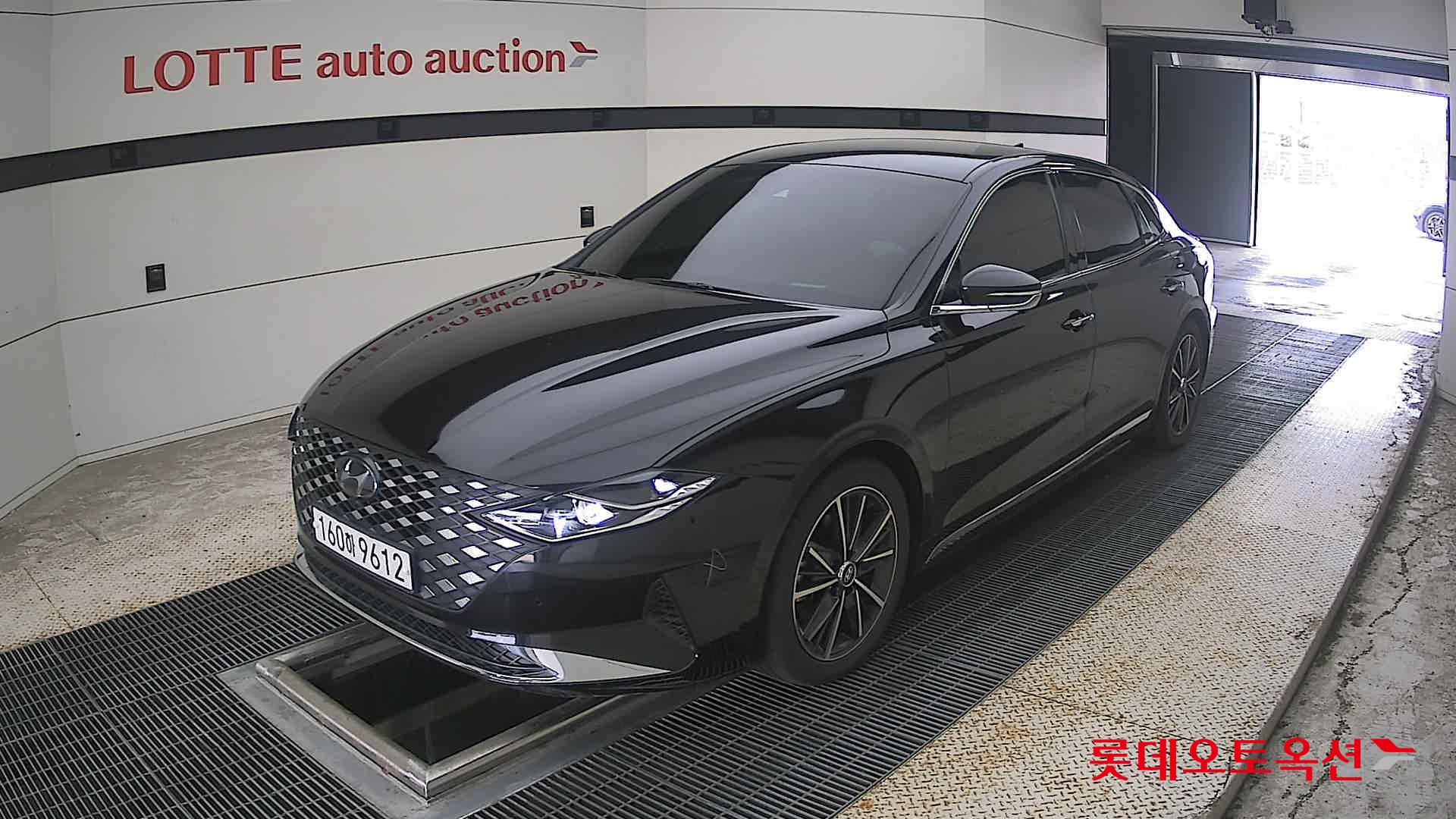 2022 - hyundai grandeur