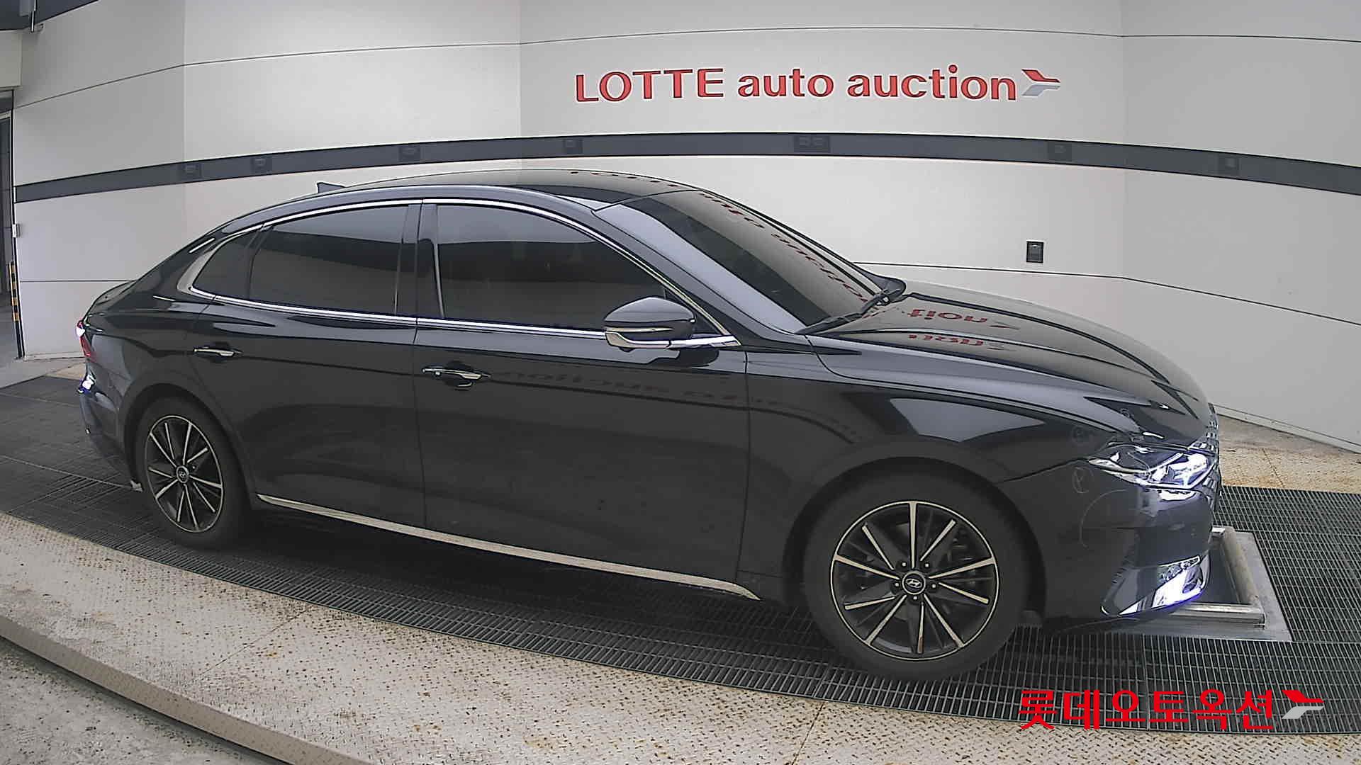 2022 - hyundai grandeur