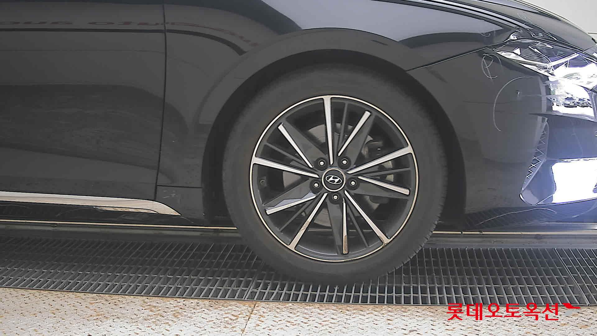 2022 - hyundai grandeur